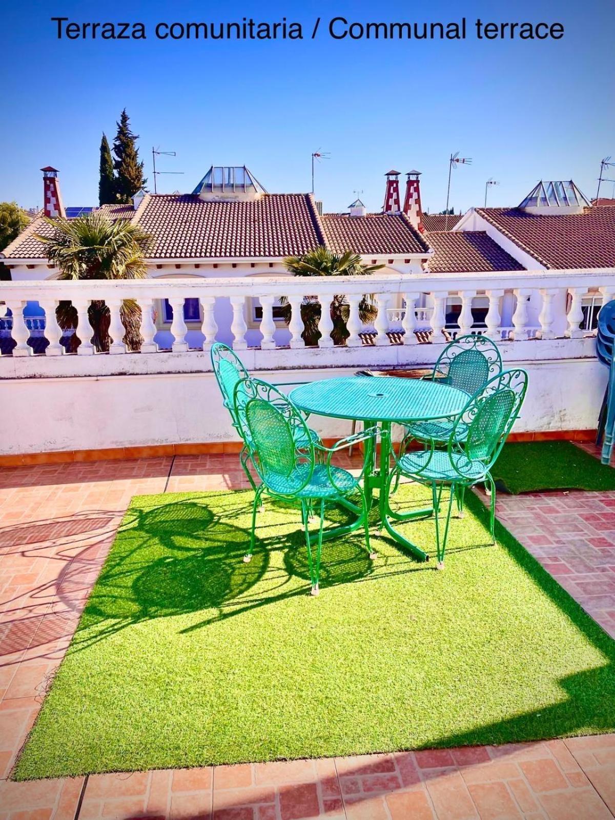 Apartamentos Colon Pondos ลีนาเรส ภายนอก รูปภาพ
